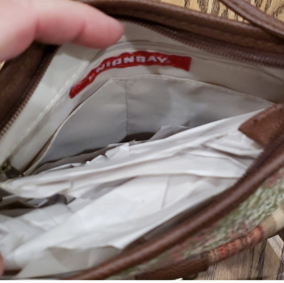 Purse - Picture 3 of 3